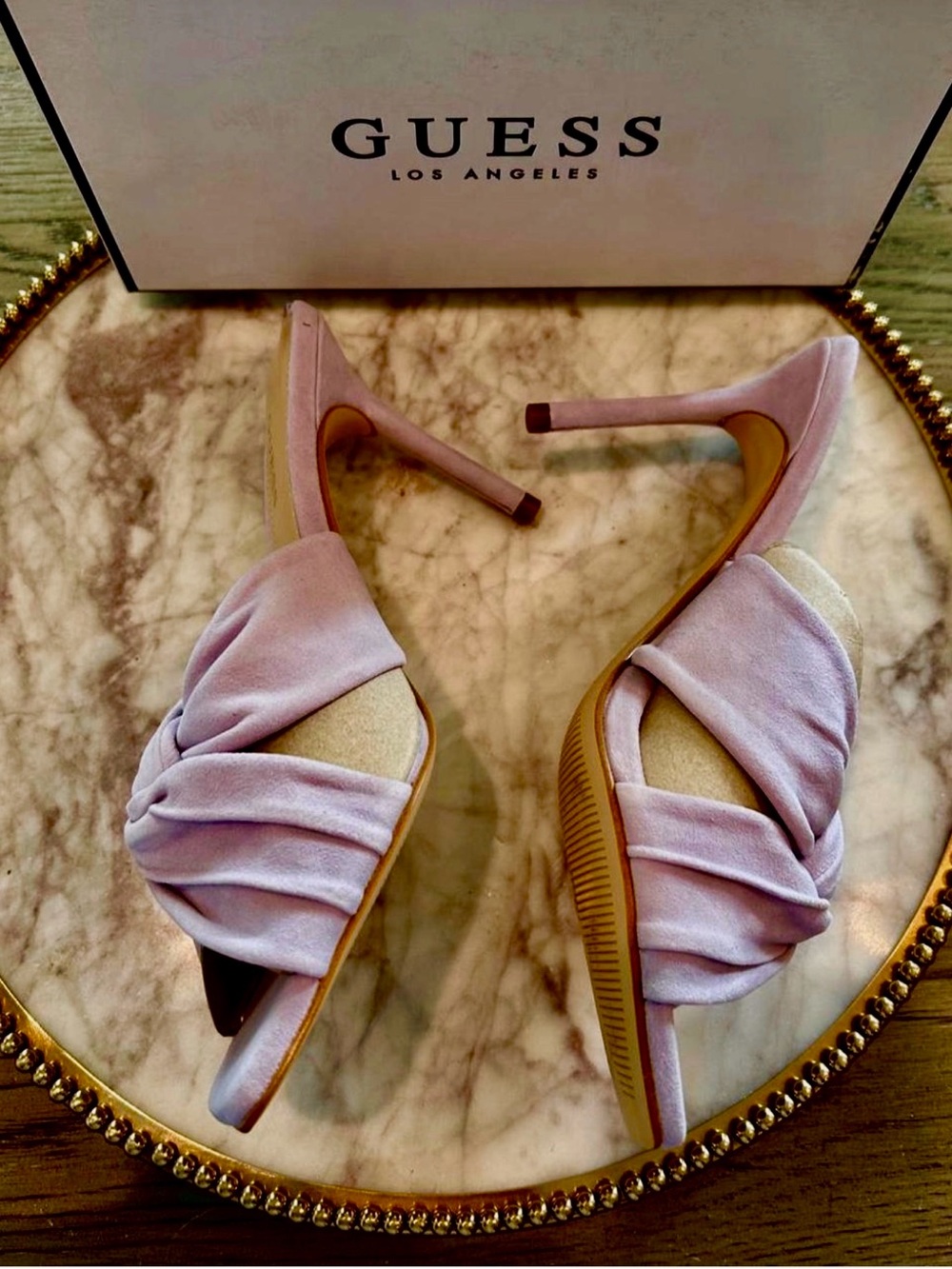 GUESS Daiva Lavender Suede Leather Slide Mules Metallic Logo | Sz. 7 NWB) - Picture 8 of 8